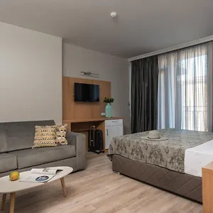 Pensionat Tia Maria Is Situated In The Southern Part Of The Sunny, Slăntjev Brjag